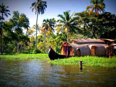 explore-kerala-boat-with-us