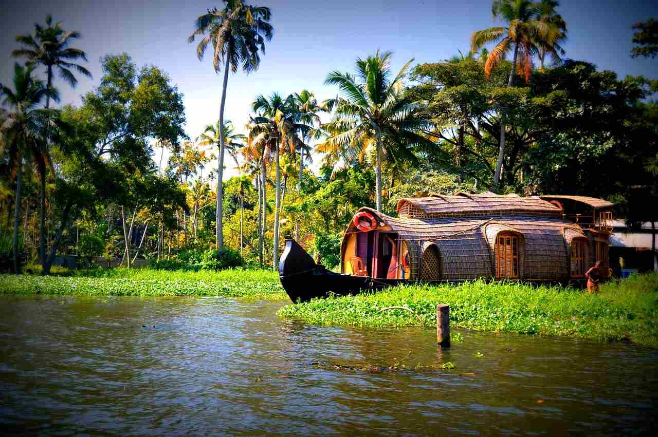 explore-kerala-boat-with-us